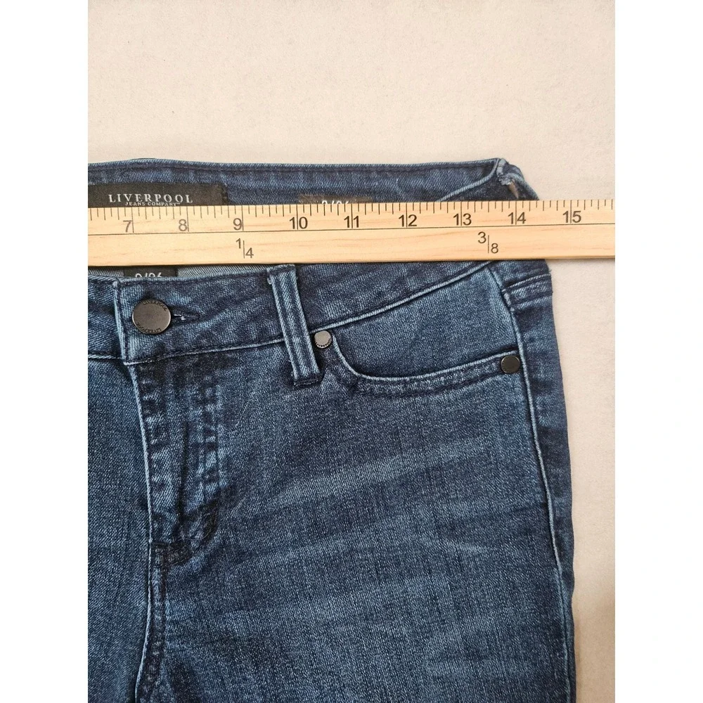 Liverpool Astrid Crop‎ Jeans Dark Wash Size 2/26 Cuffed Denim Minimalist Coastal